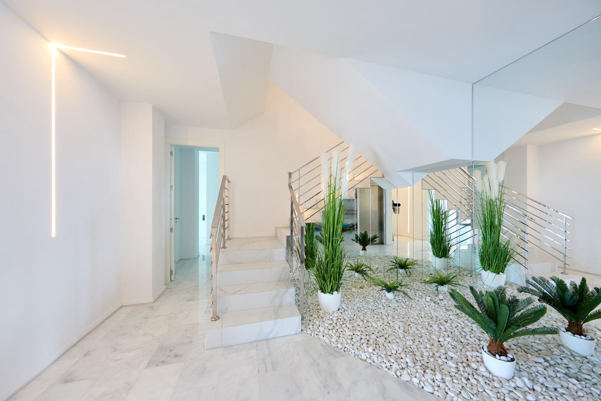 5 Bed, 7 Bath, HouseFor Sale, Altea, Alicante