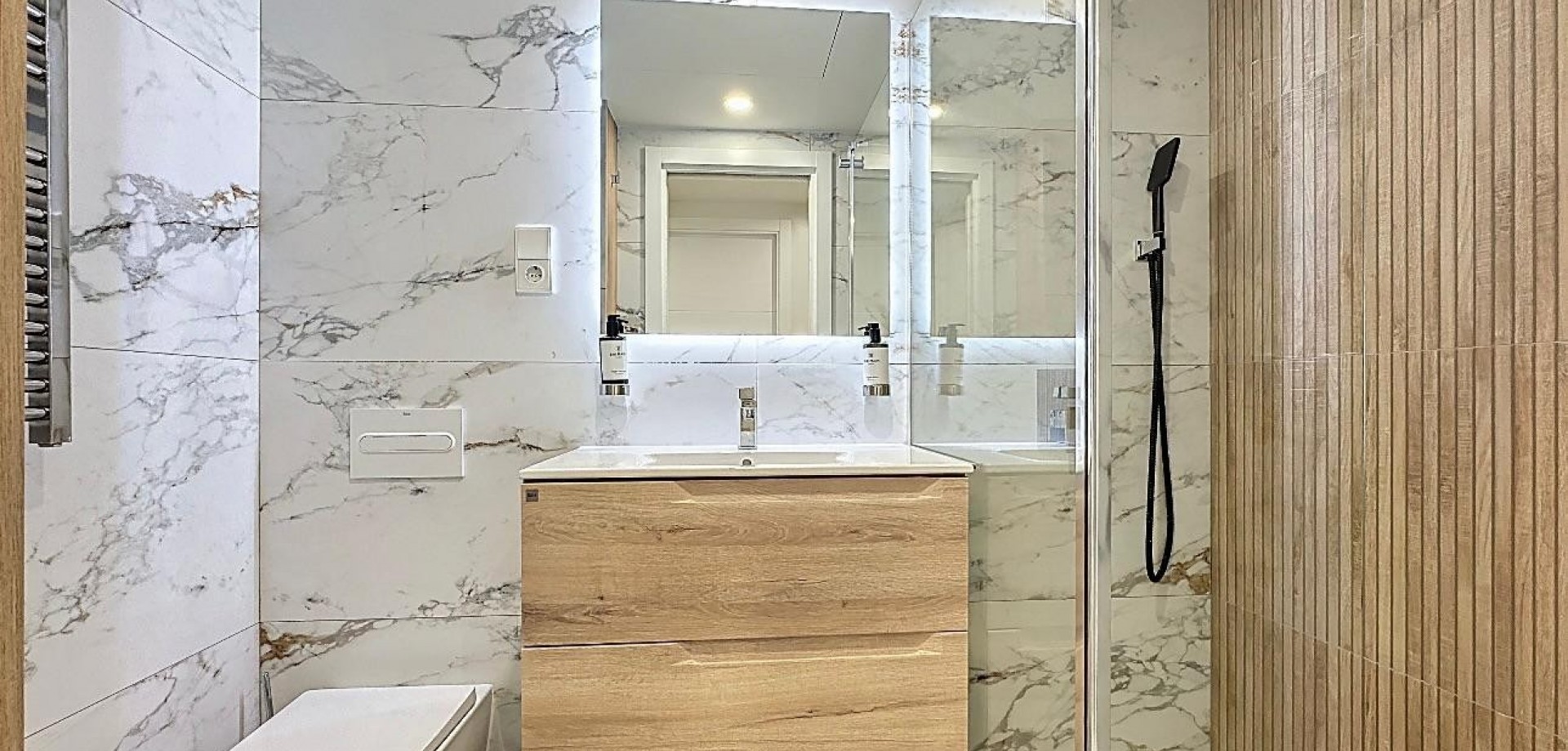 2 Bed, 1 Bath, ApartmentFor Sale, San Pedro Del Pinatar, Murcia 2 Bed, 1 Bath, ApartmentFor Sale, San Pedro Del Pinatar, Murcia