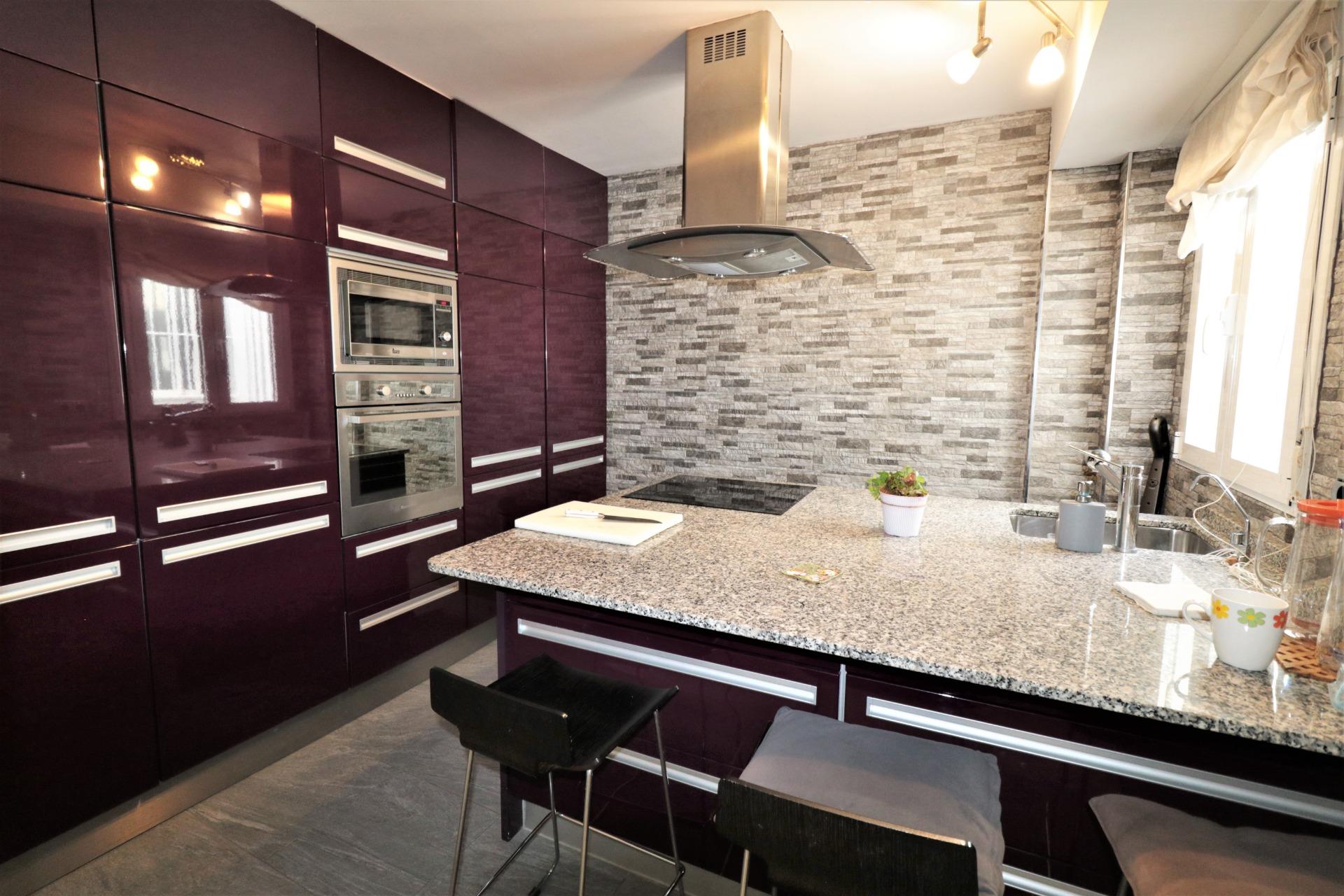 3 Bed, 1 Bath, ApartmentFor Sale, Torrevieja, Alicante