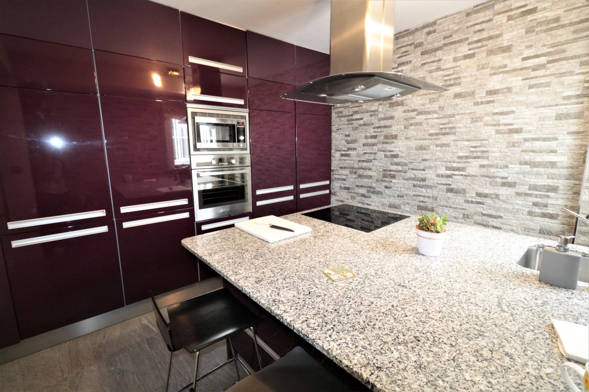 3 Bed, 1 Bath, ApartmentFor Sale, Torrevieja, Alicante