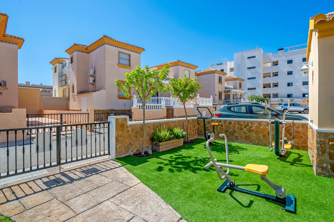 3 Bed, 2 Bath, ApartmentFor Sale, Villamartin, Alicante 3 Bed, 2 Bath, ApartmentFor Sale, Villamartin, Alicante