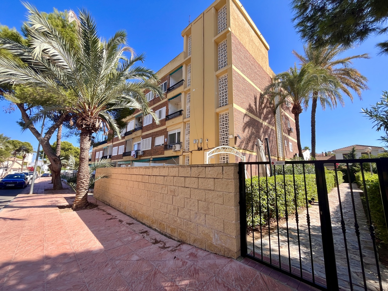 1 Bed, 1 Bath, ApartmentFor Sale, La Zenia, Alicante
