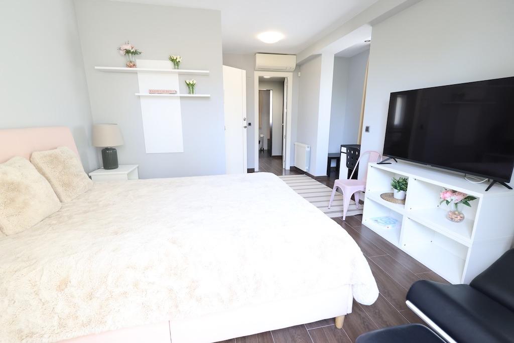 4 Bed, 3 Bath, HouseFor Sale, Cabo Roig, Alicante