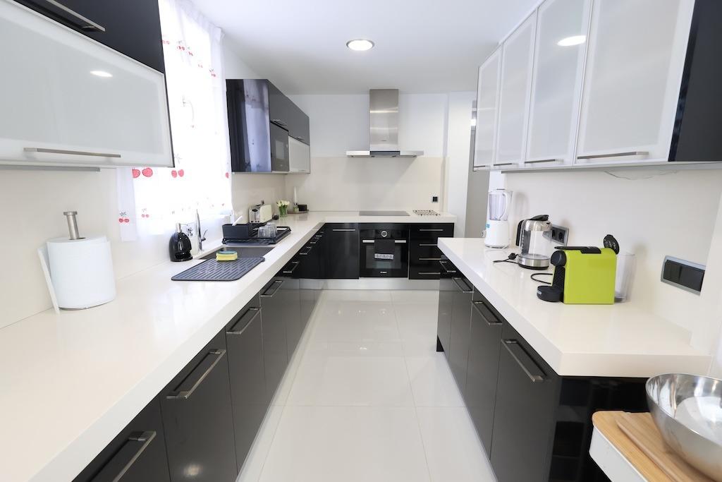 4 Bed, 3 Bath, HouseFor Sale, Cabo Roig, Alicante