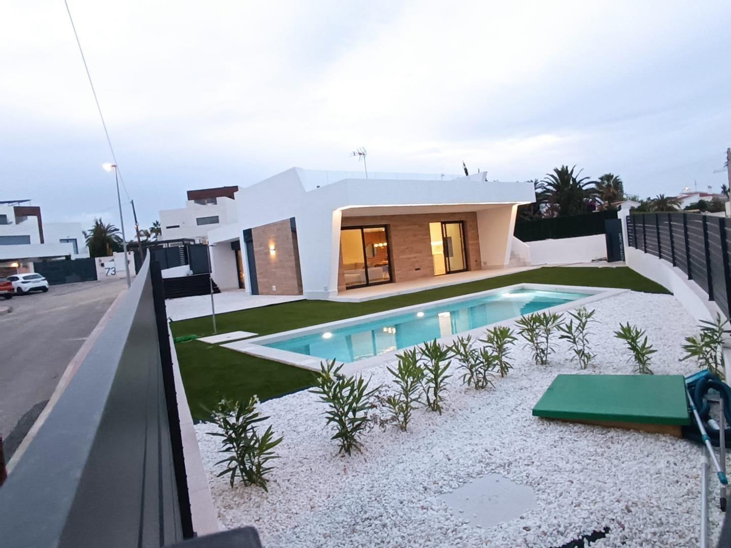 3 Bed, 3 Bath, HouseFor Sale, Ciudad Quesada, Alicante 3 Bed, 3 Bath, HouseFor Sale, Ciudad Quesada, Alicante