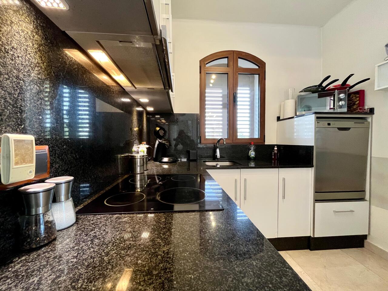 4 Bed, 2 Bath, HouseFor Sale, Villamartin, Alicante 4 Bed, 2 Bath, HouseFor Sale, Villamartin, Alicante