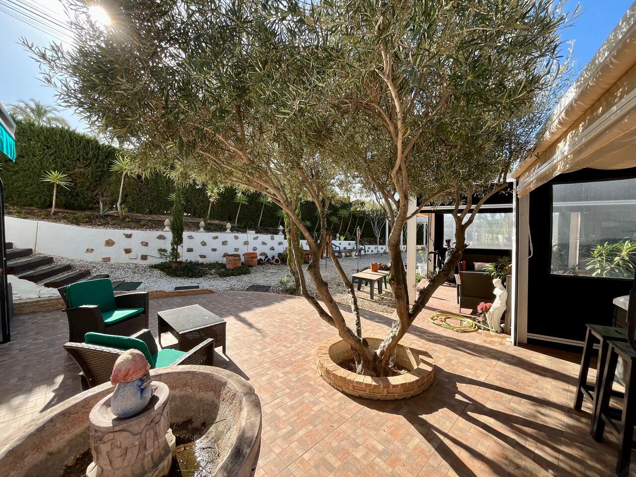 4 Bed, 2 Bath, HouseFor Sale, Villamartin, Alicante 4 Bed, 2 Bath, HouseFor Sale, Villamartin, Alicante