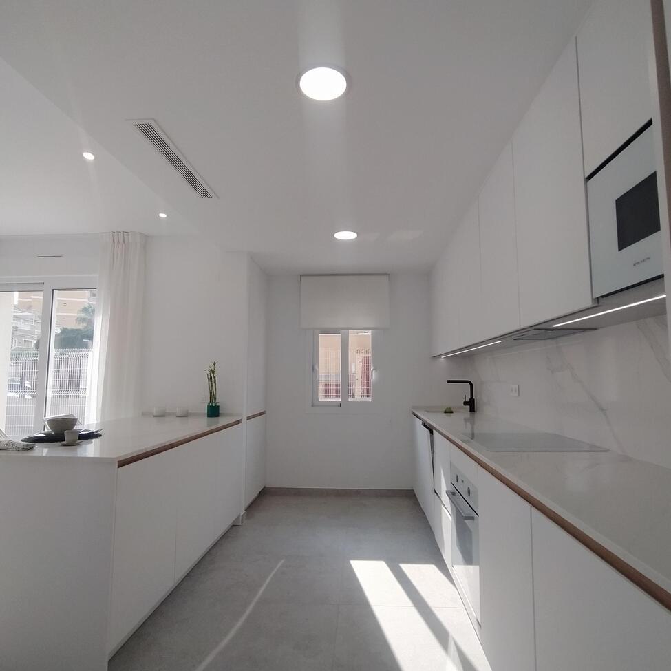 3 Bed, 2 Bath, ApartmentFor Sale, Torrevieja, Alicante