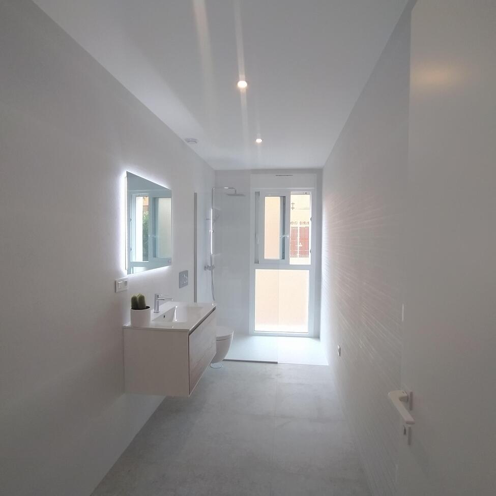 3 Bed, 2 Bath, ApartmentFor Sale, Torrevieja, Alicante