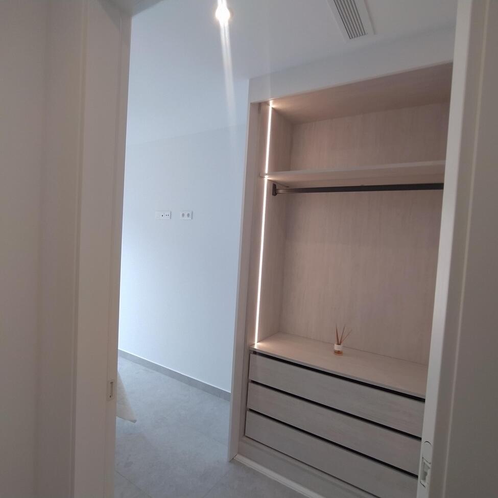 3 Bed, 2 Bath, ApartmentFor Sale, Torrevieja, Alicante