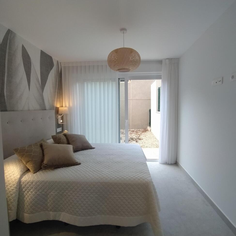 3 Bed, 2 Bath, ApartmentFor Sale, Torrevieja, Alicante