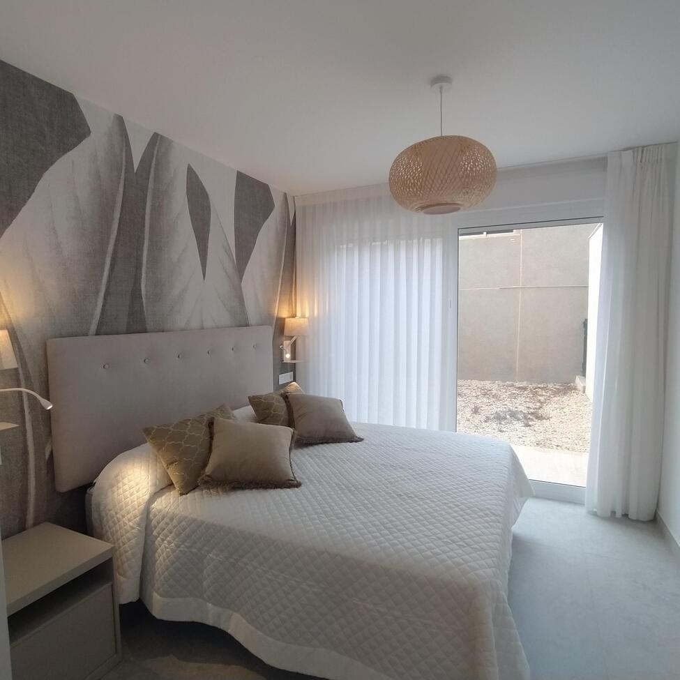 3 Bed, 2 Bath, ApartmentFor Sale, Torrevieja, Alicante