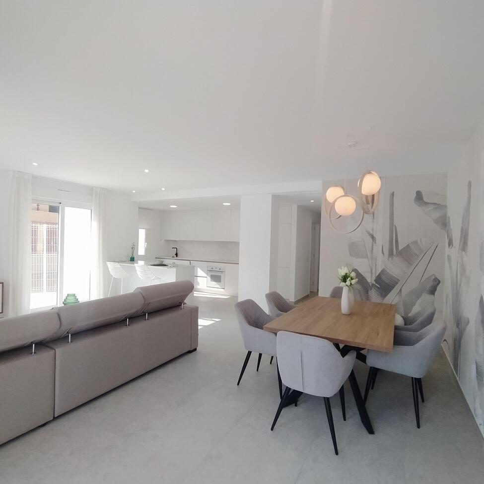 3 Bed, 2 Bath, ApartmentFor Sale, Torrevieja, Alicante