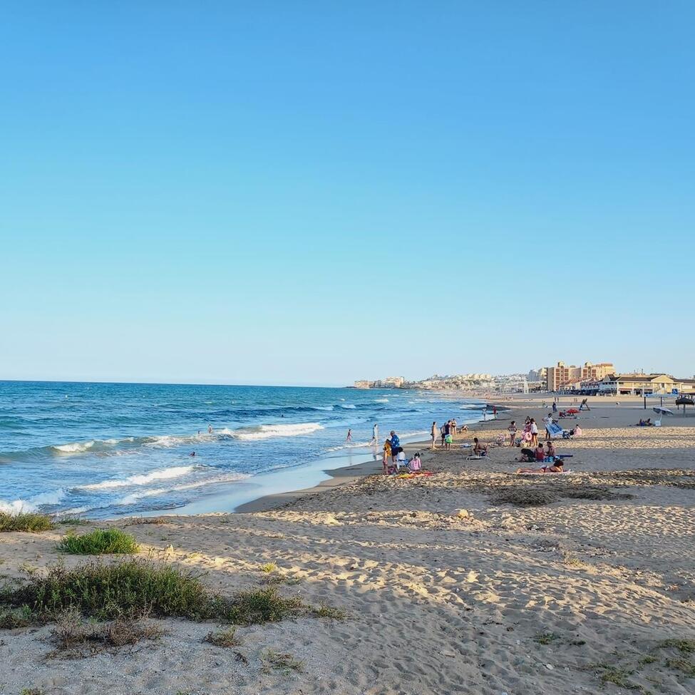 3 Bed, 1 Bath, ApartmentFor Sale, Torrevieja, Alicante