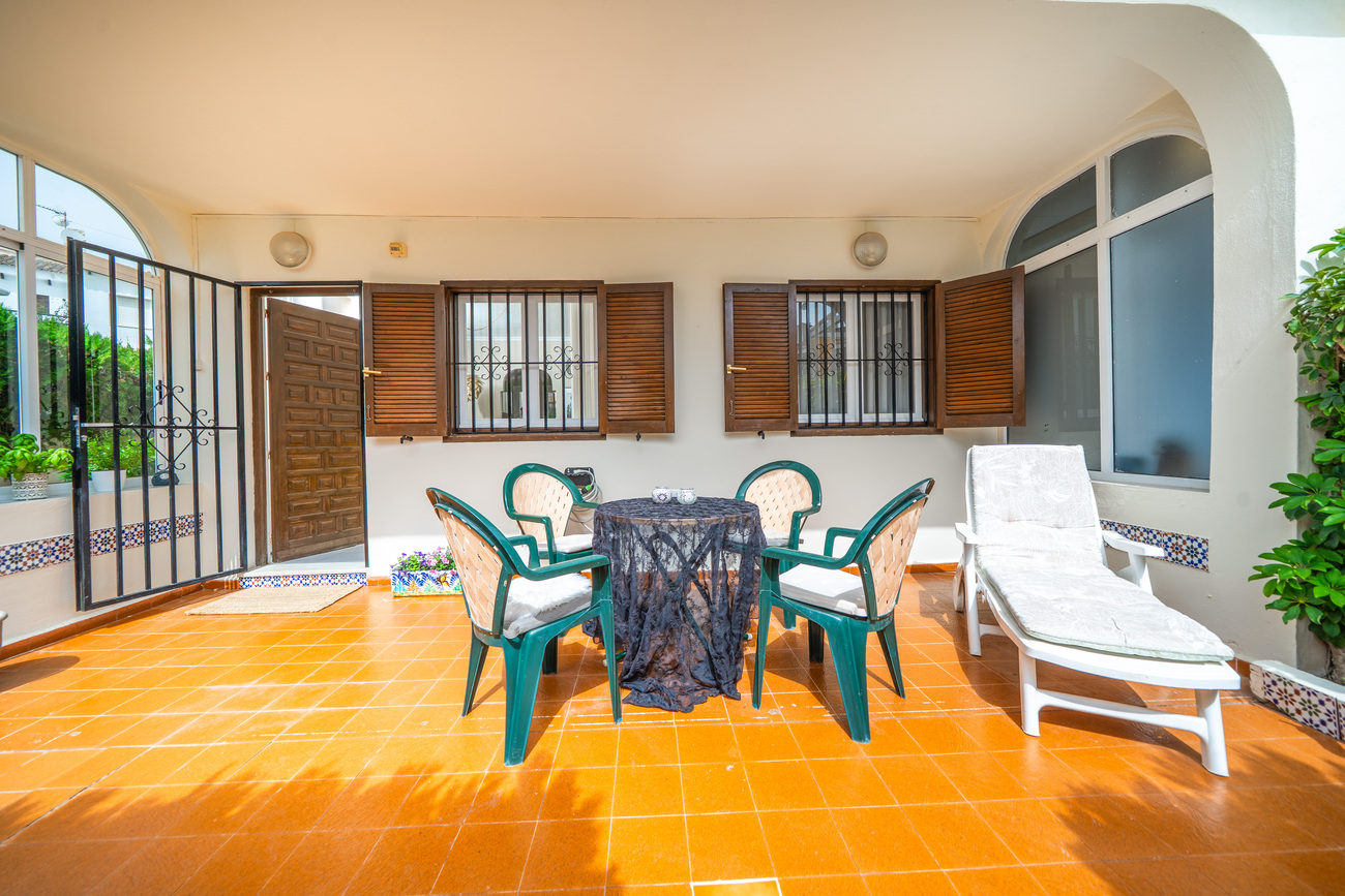 2 Bed, 1 Bath, HouseFor Sale, Torrevieja, Alicante