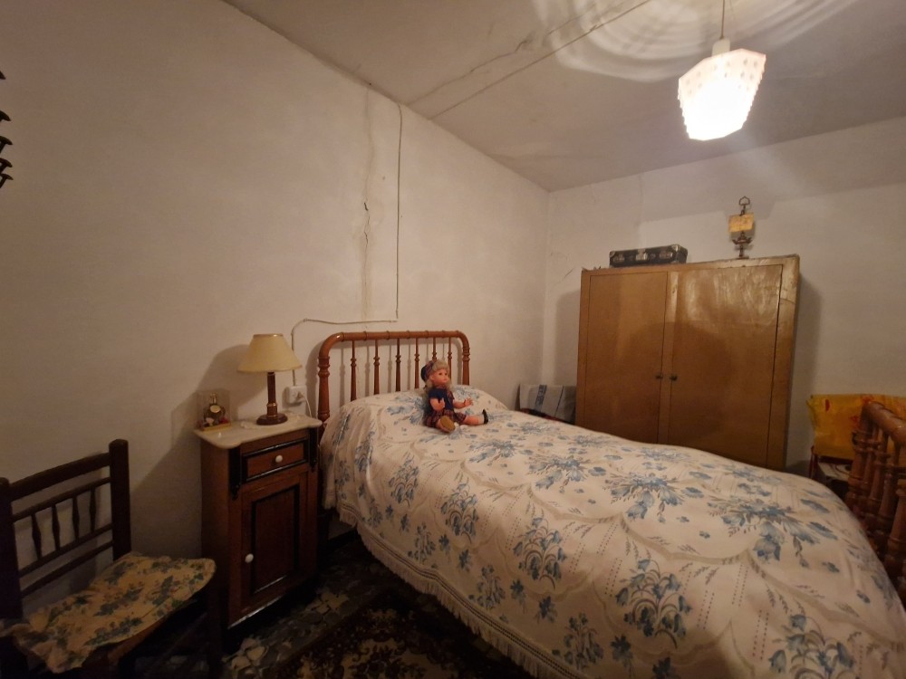 7 Bed, 2 Bath, HouseFor Sale, Relleu, Alicante