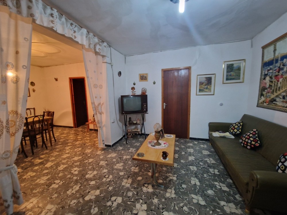 7 Bed, 2 Bath, HouseFor Sale, Relleu, Alicante