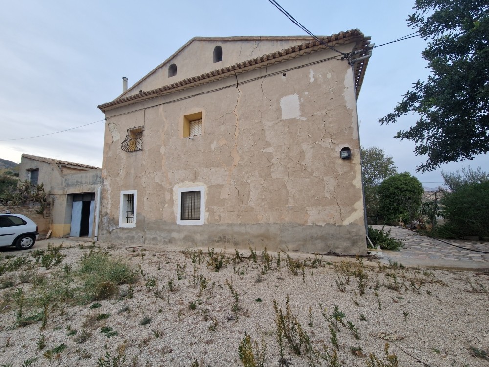 7 Bed, 2 Bath, HouseFor Sale, Relleu, Alicante