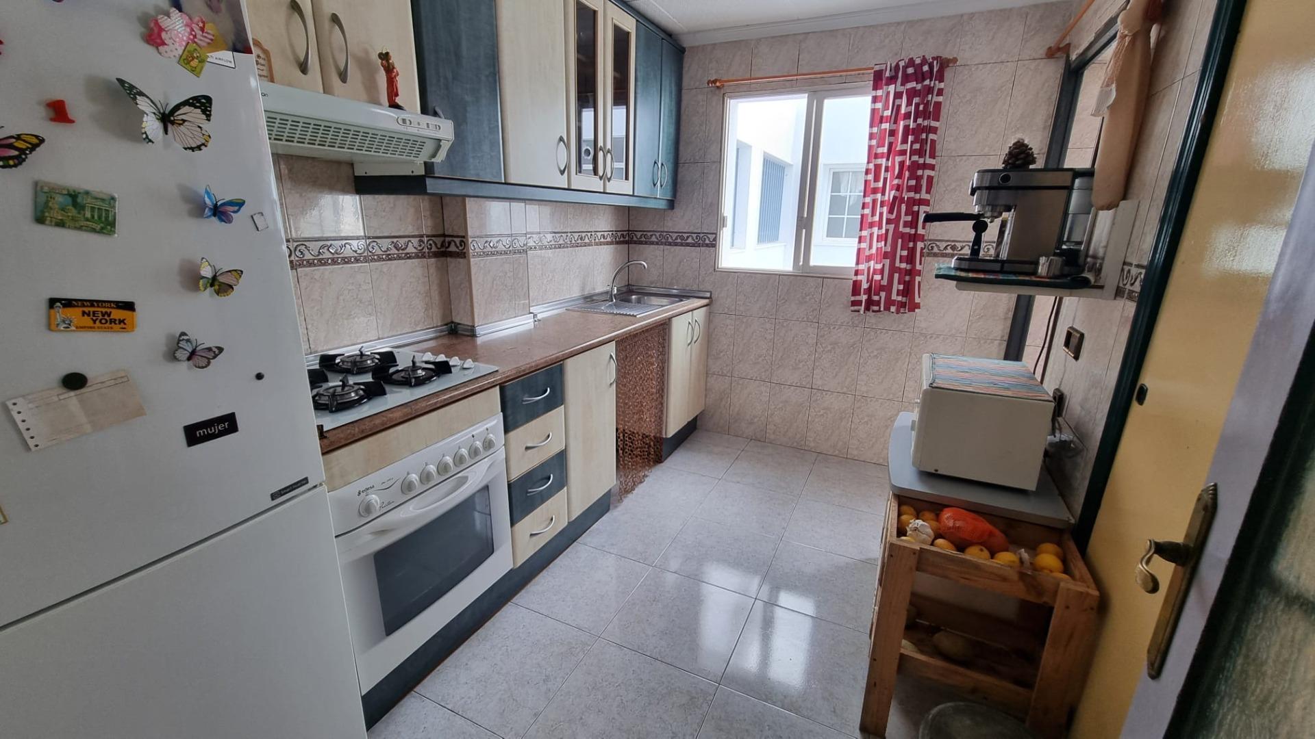 3 Bed, 2 Bath, ApartmentFor Sale, Torrevieja, Alicante