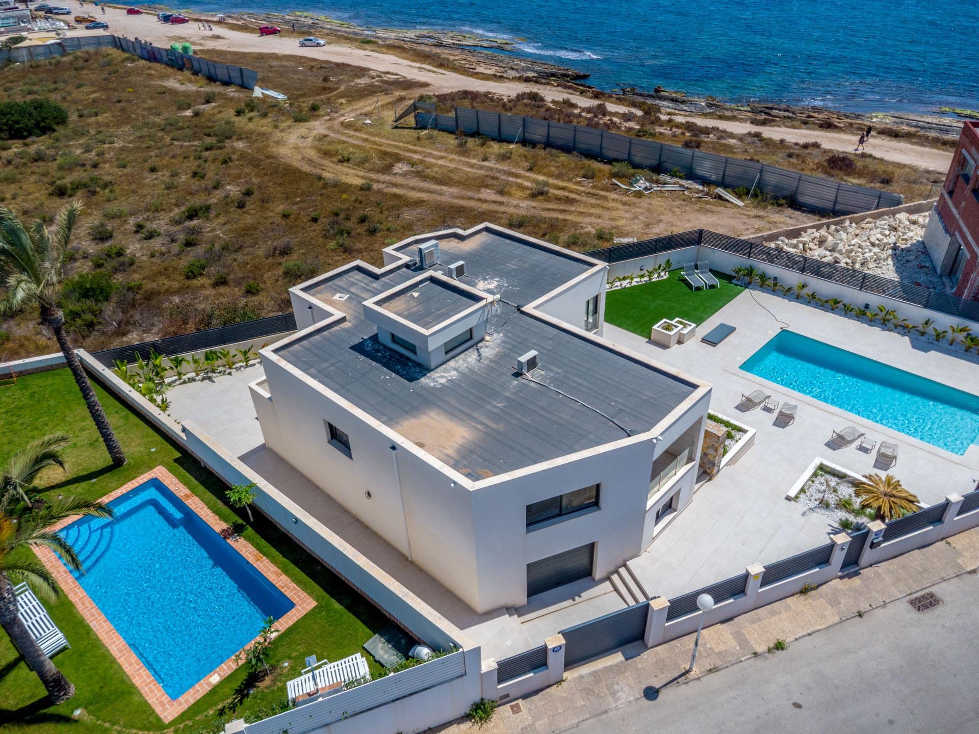 5 Bed, 3 Bath, HouseFor Sale, Torrevieja, Alicante 5 Bed, 3 Bath, HouseFor Sale, Torrevieja, Alicante