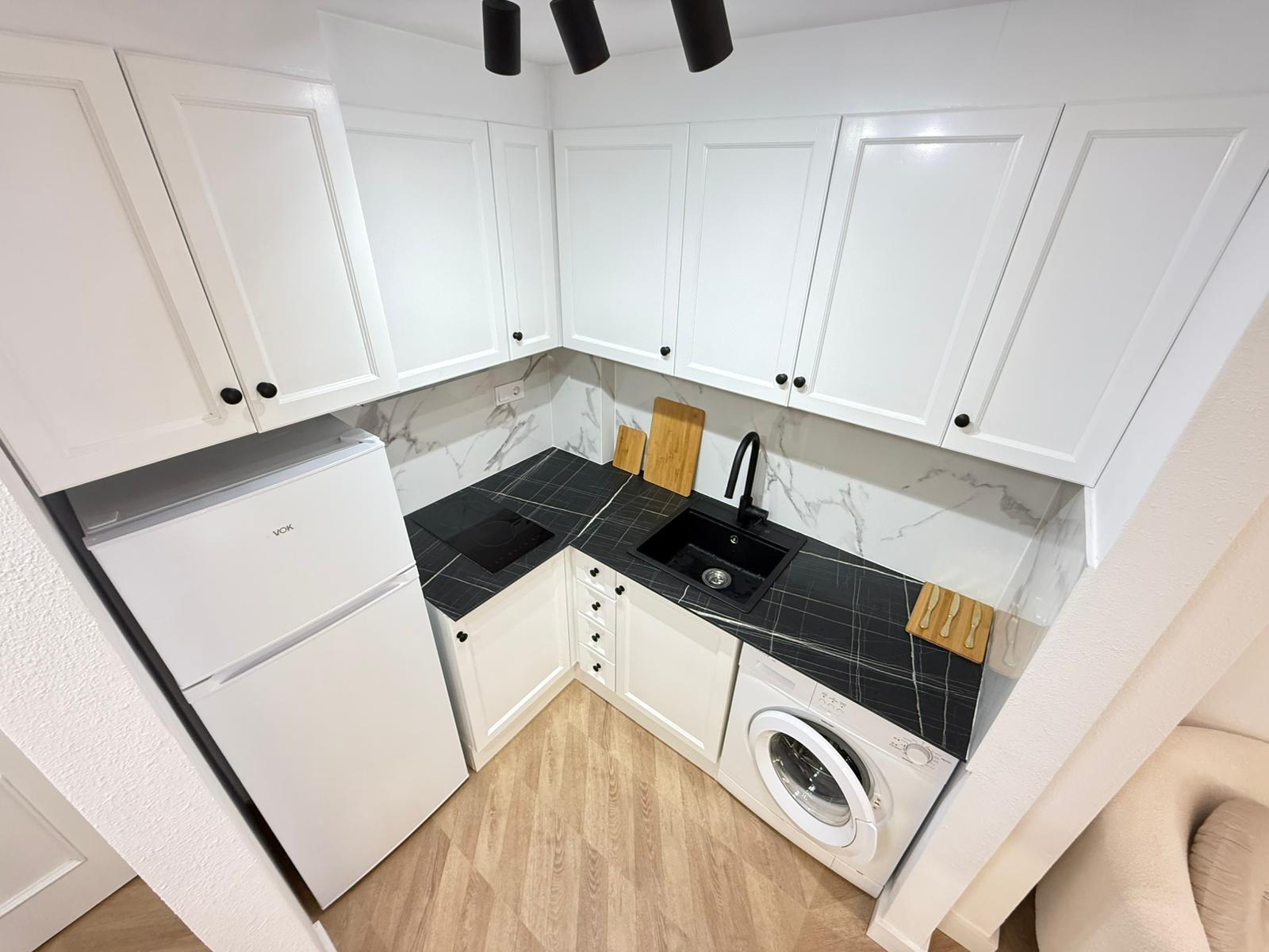 2 Bed, 1 Bath, ApartmentFor Sale, Torrevieja, Alicante 2 Bed, 1 Bath, ApartmentFor Sale, Torrevieja, Alicante