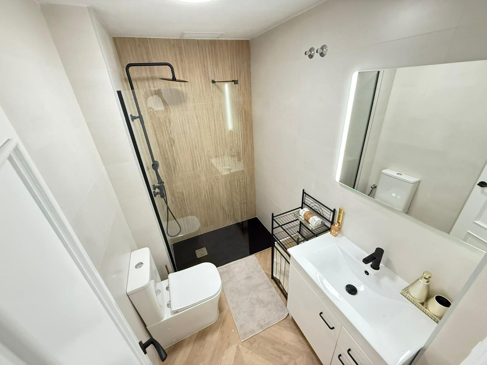 2 Bed, 1 Bath, ApartmentFor Sale, Torrevieja, Alicante 2 Bed, 1 Bath, ApartmentFor Sale, Torrevieja, Alicante