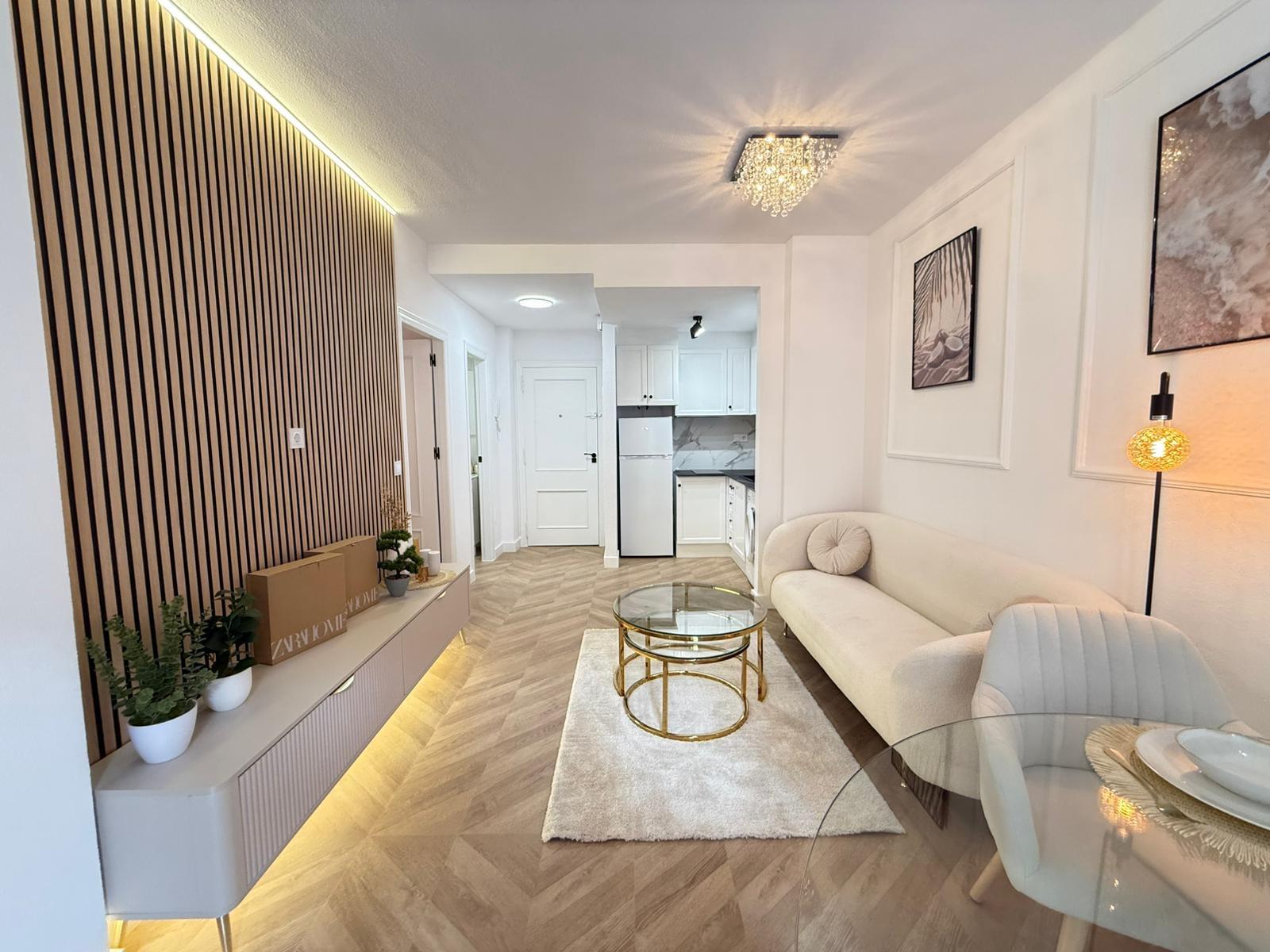 2 Bed, 1 Bath, ApartmentFor Sale, Torrevieja, Alicante 2 Bed, 1 Bath, ApartmentFor Sale, Torrevieja, Alicante