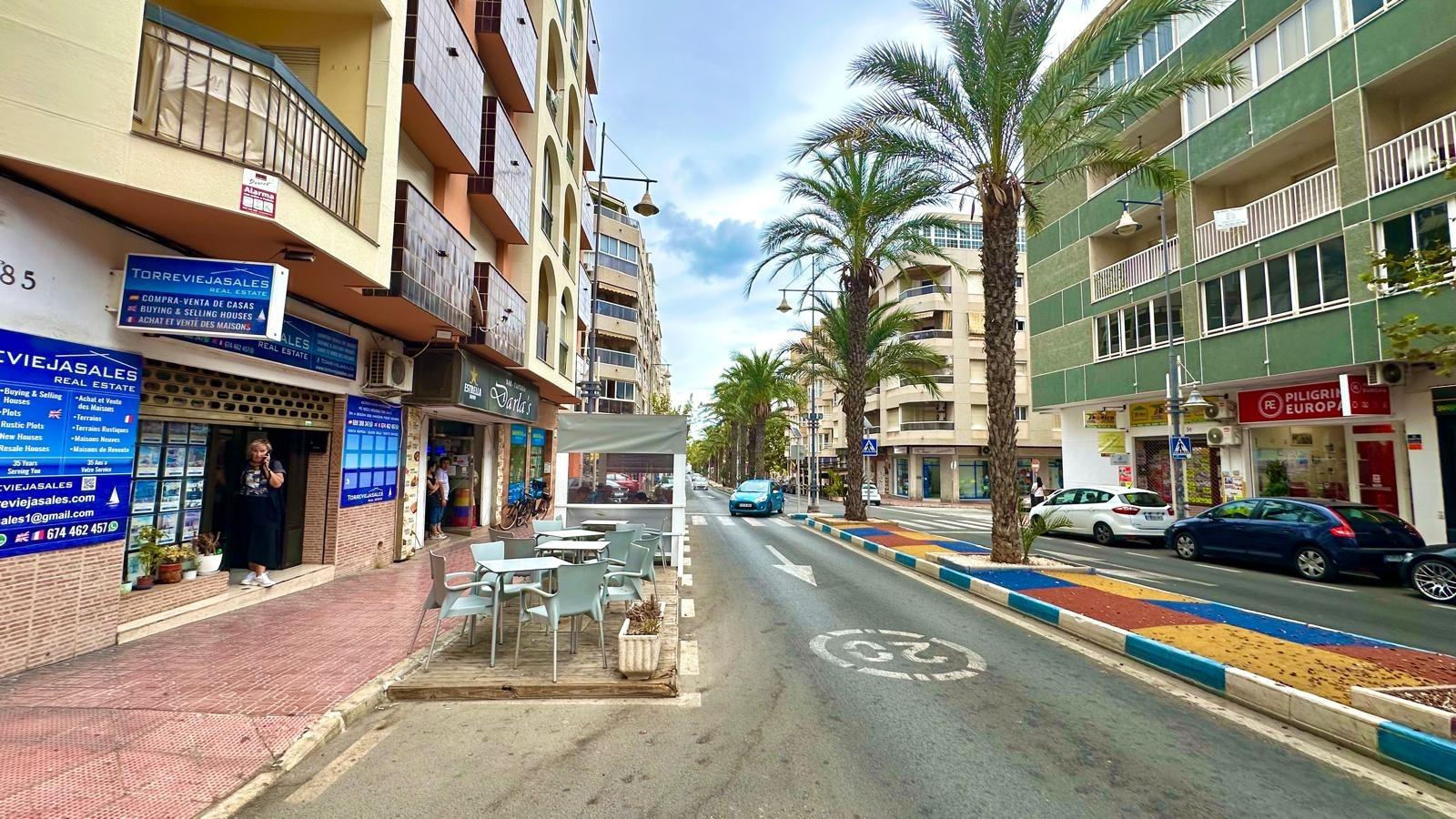 2 Bed, 2 Bath, ApartmentFor Sale, Torrevieja, Alicante 2 Bed, 2 Bath, ApartmentFor Sale, Torrevieja, Alicante