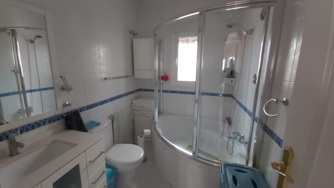 2 Bed, 1 Bath, HouseFor Sale, Benimar, Alicante