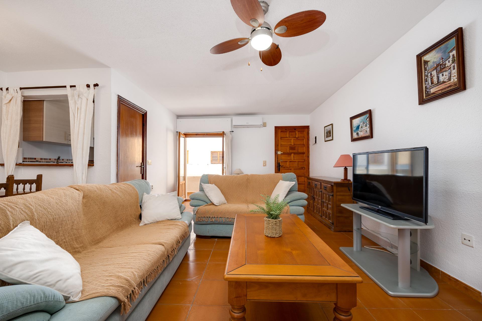 2 Bed, 1 Bath, ApartmentFor Sale, Torrevieja, Alicante