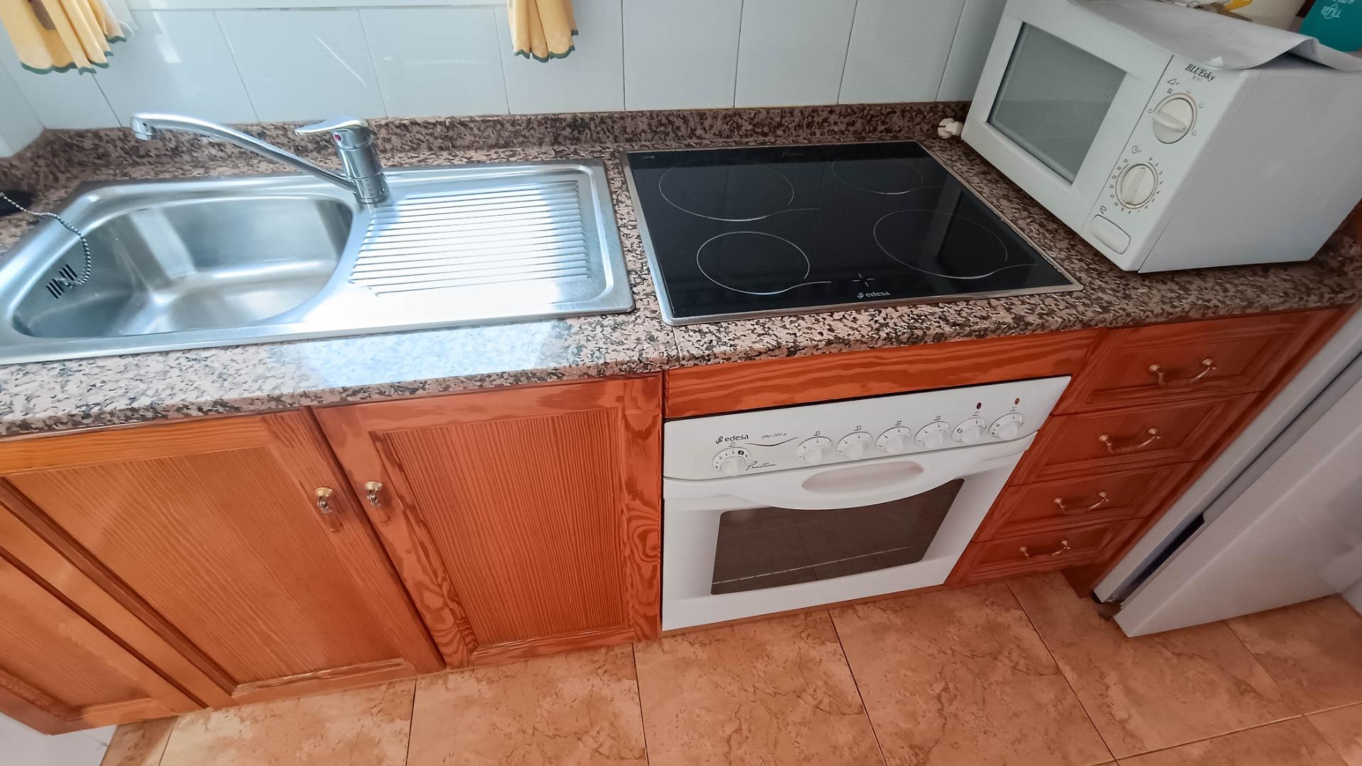 2 Bed, 1 Bath, HouseFor Sale, Torrevieja, Alicante