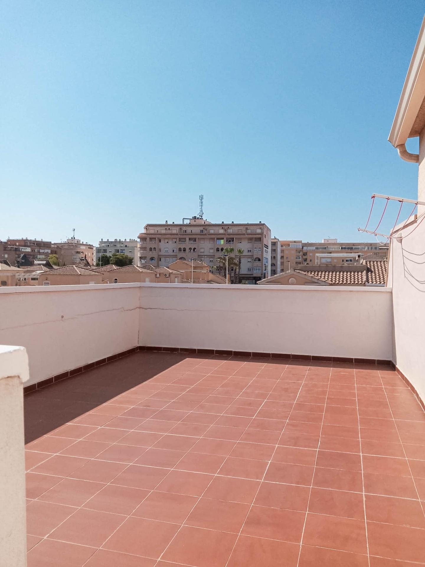 2 Bed, 1 Bath, HouseFor Sale, Torrevieja, Alicante