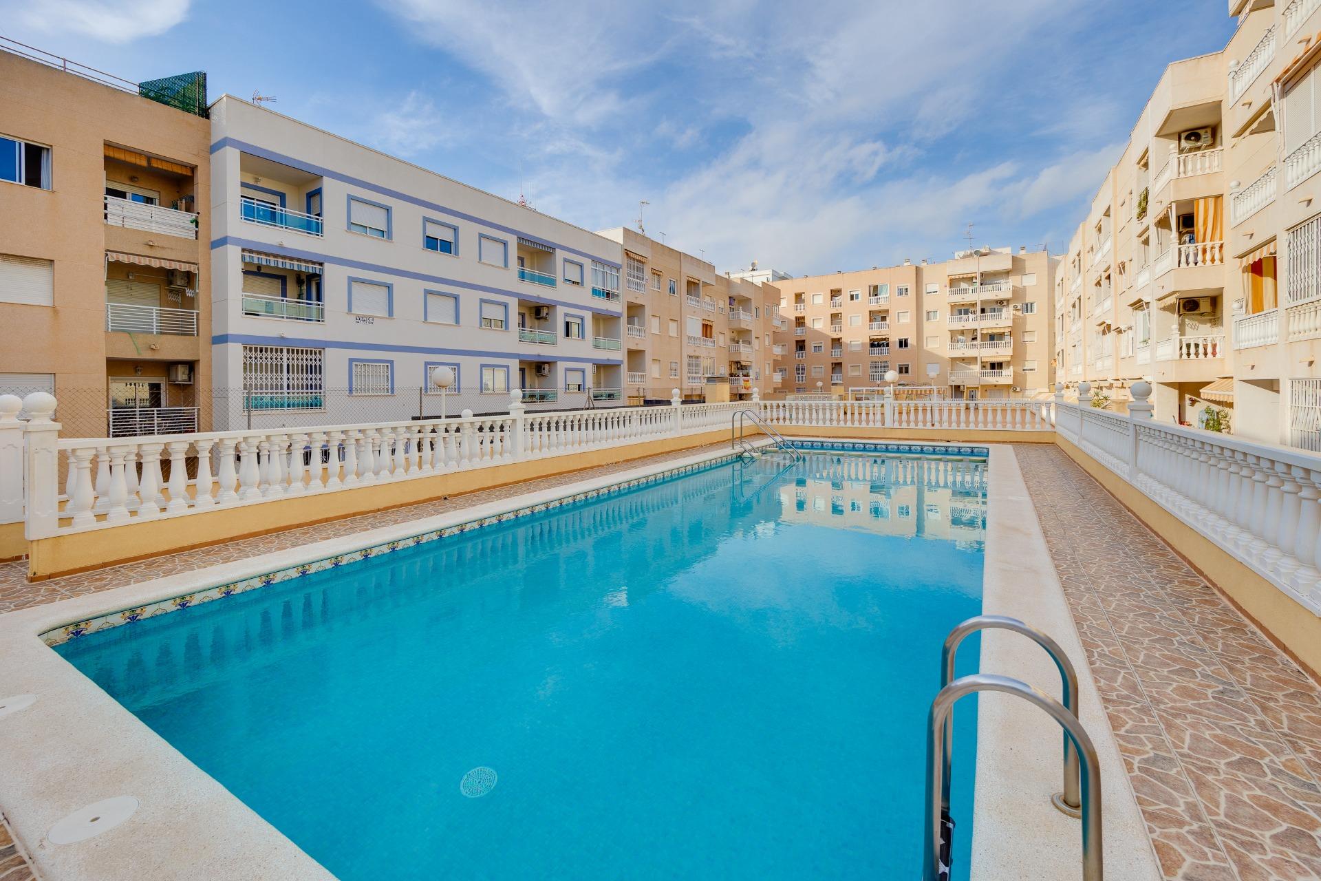 1 Bed, 1 Bath, ApartmentFor Sale, Torrevieja, Alicante