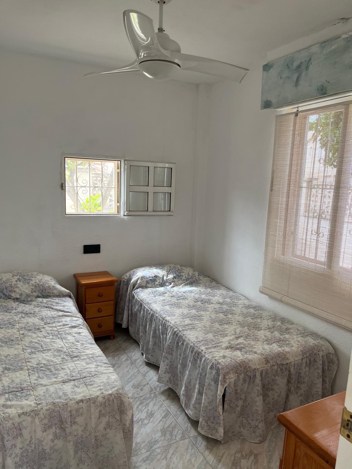 2 Bed, 1 Bath, HouseFor Sale, Torrevieja, Alicante