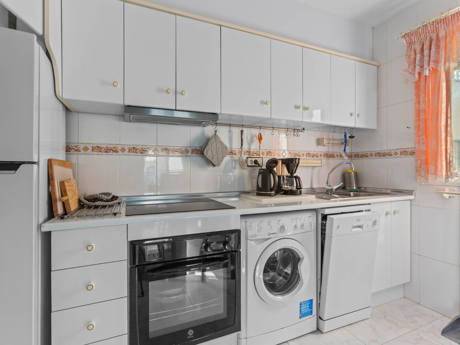 2 Bed, 1 Bath, HouseFor Sale, Torrevieja, Alicante