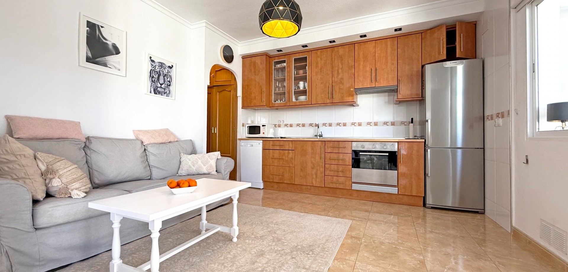 2 Bed, 1 Bath, HouseFor Sale, Torrevieja, Alicante