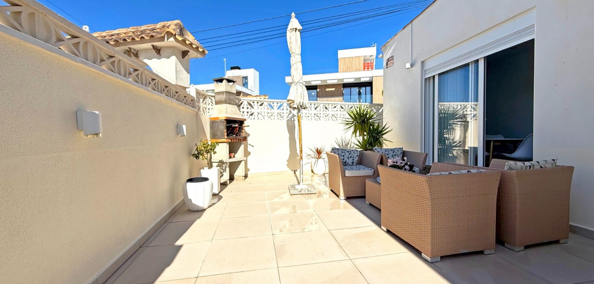 2 Bed, 1 Bath, HouseFor Sale, Torrevieja, Alicante