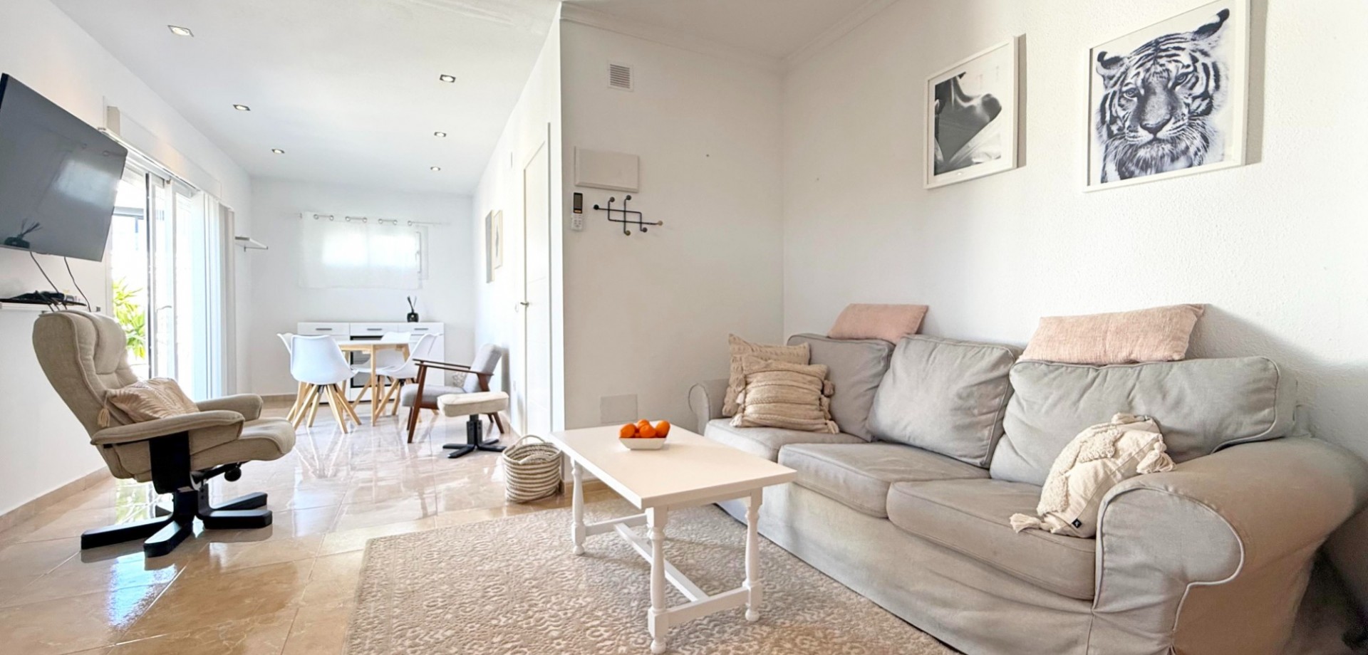 2 Bed, 1 Bath, HouseFor Sale, Torrevieja, Alicante