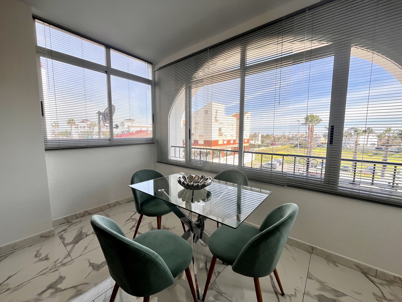 1 Bed, 1 Bath, ApartmentFor Sale, Villamartin, Alicante