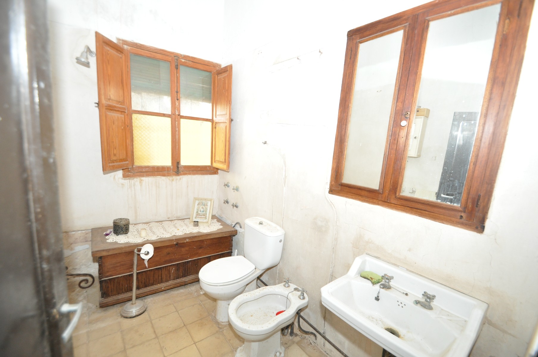 15 Bed, 2 Bath, HouseFor Sale, Yecla, Murcia