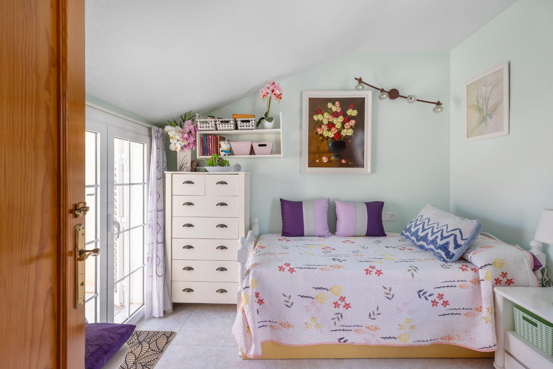 4 Bed, 2 Bath, HouseFor Sale, Torrevieja, Alicante