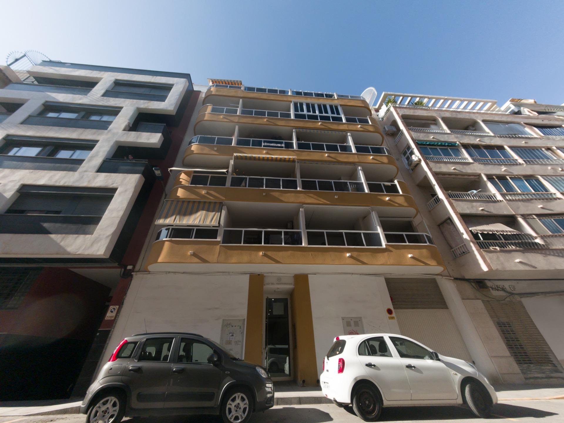 2 Bed, 1 Bath, ApartmentFor Sale, Torrevieja, Alicante