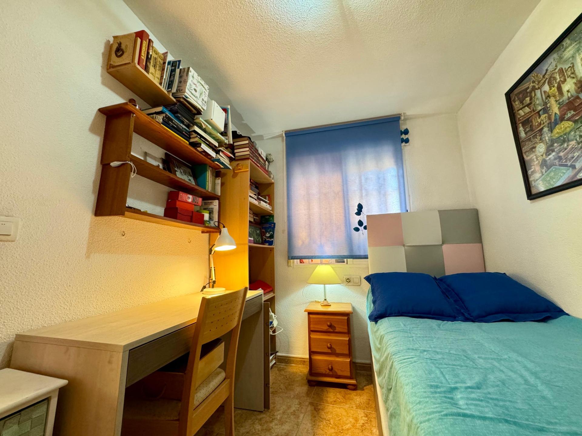 2 Bed, 1 Bath, ApartmentFor Sale, Torrevieja, Alicante