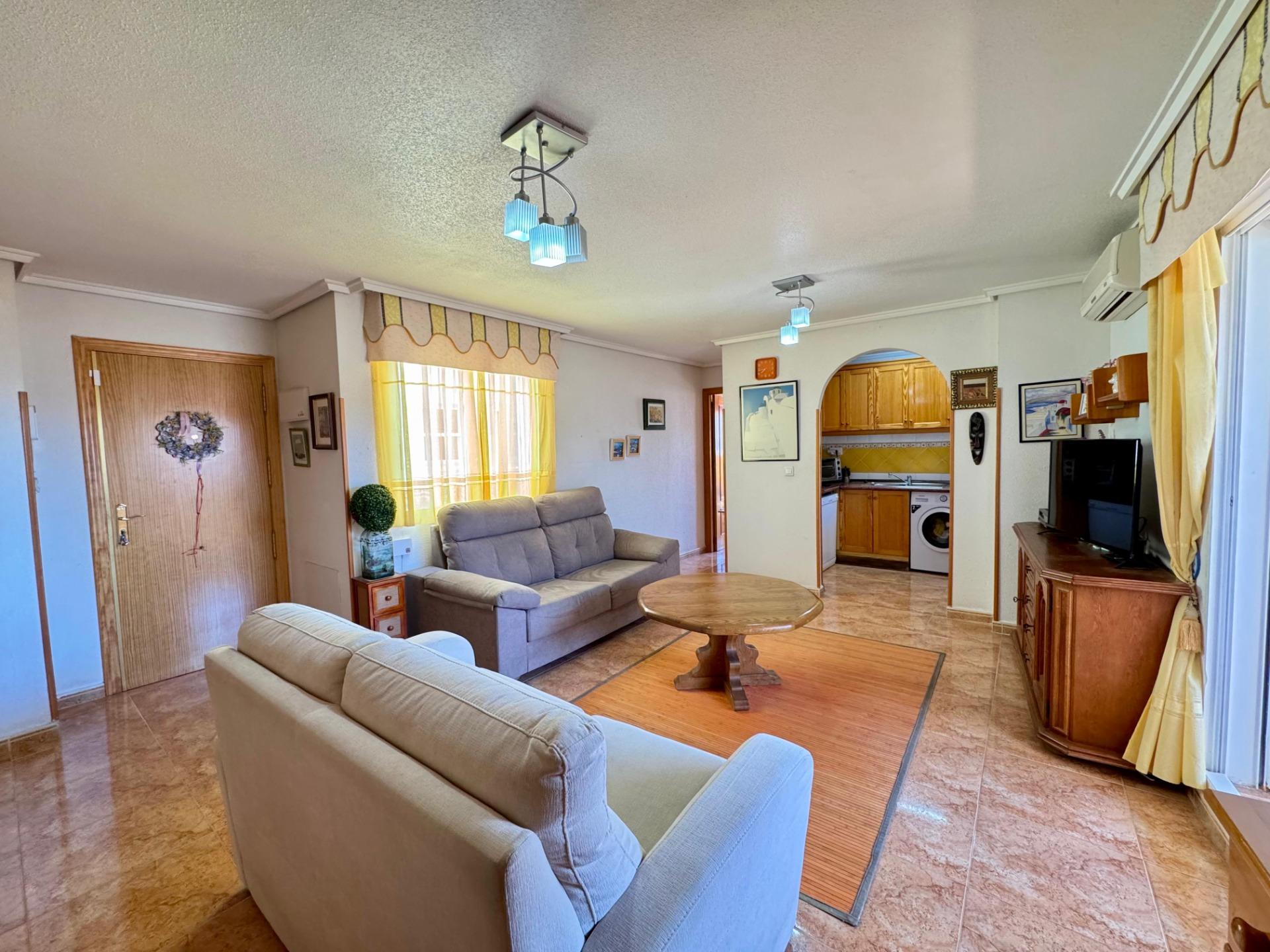 2 Bed, 1 Bath, ApartmentFor Sale, Torrevieja, Alicante