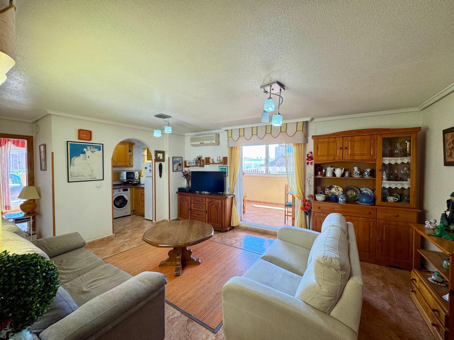 2 Bed, 1 Bath, ApartmentFor Sale, Torrevieja, Alicante