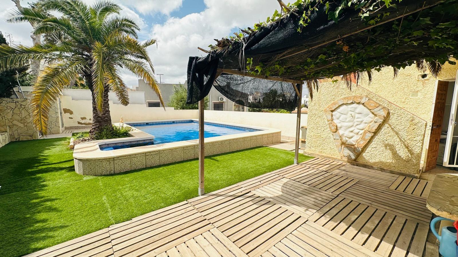 2 Bed, 1 Bath, HouseFor Sale, Orihuela, Alicante