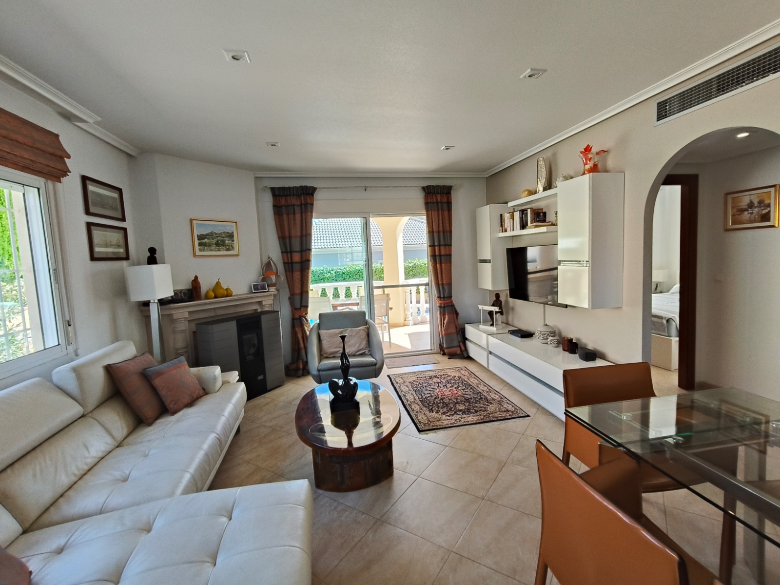 2 Bed, 1 Bath, HouseFor Sale, La Romana, Alicante