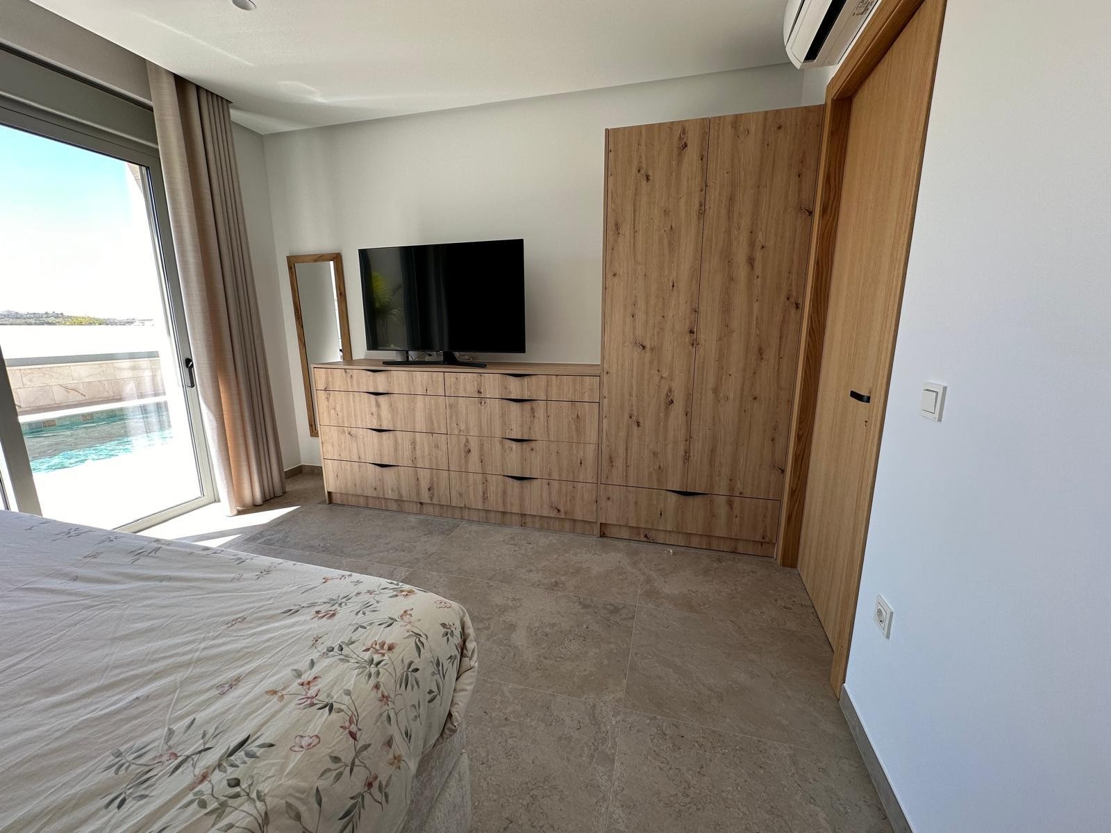 4 Bed, 4 Bath, HouseFor Sale, Benijofar, Alicante