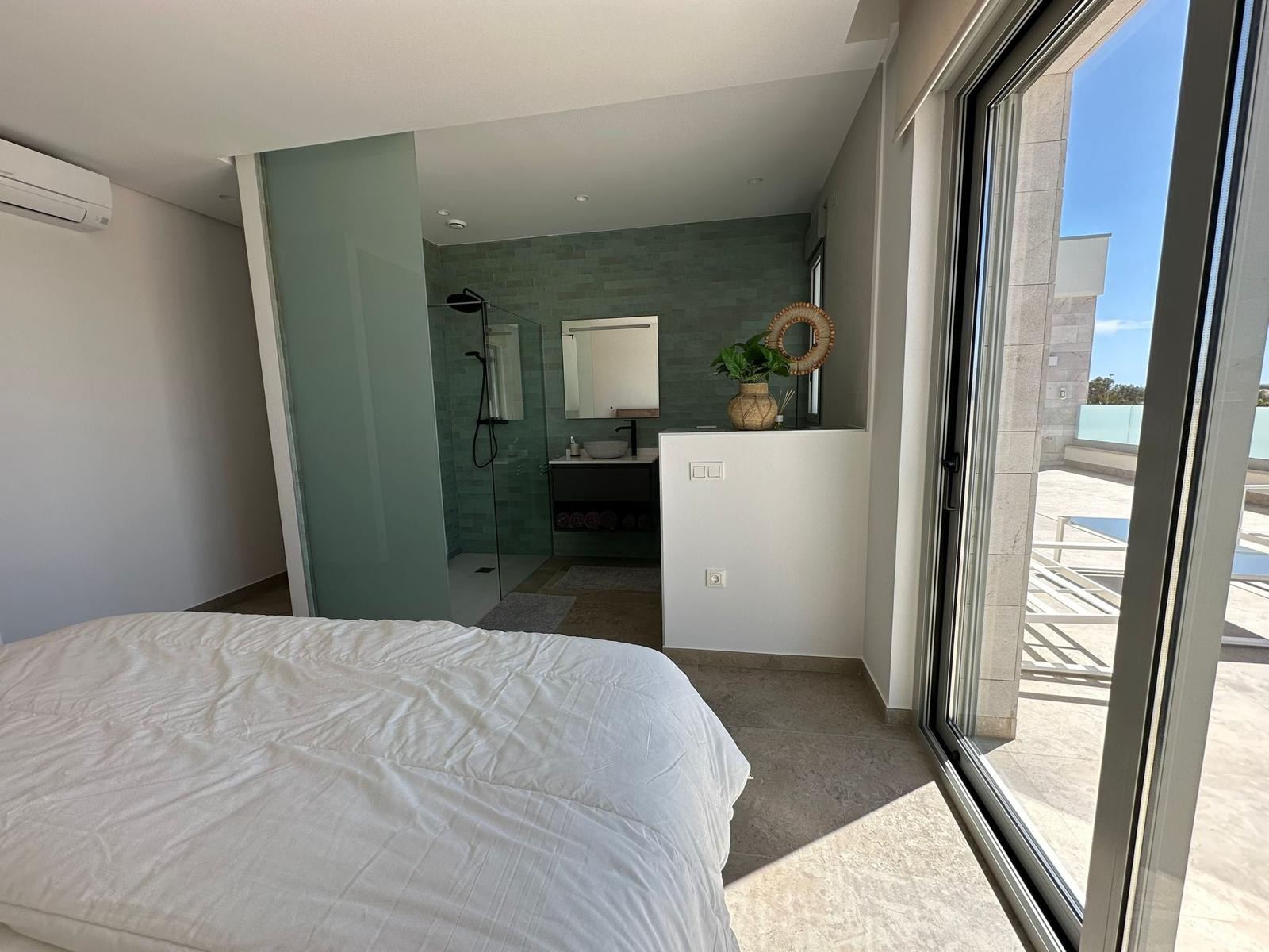 4 Bed, 4 Bath, HouseFor Sale, Benijofar, Alicante