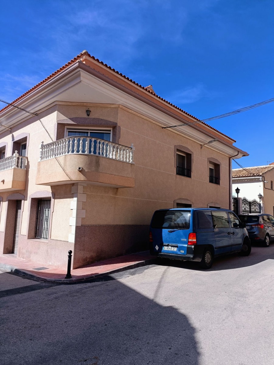 5 Bed, 3 Bath, HouseFor Sale, Alguena, Alicante